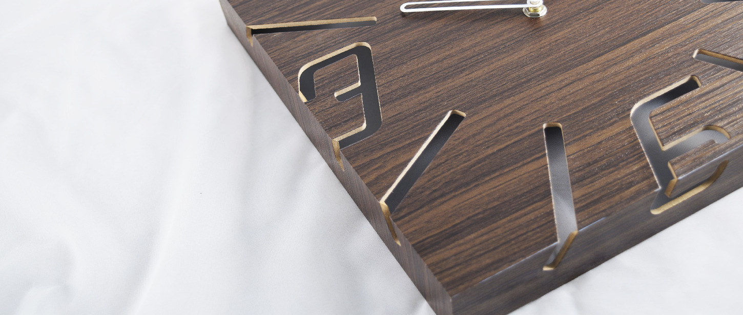 Exquisite Kinbell Timepiece